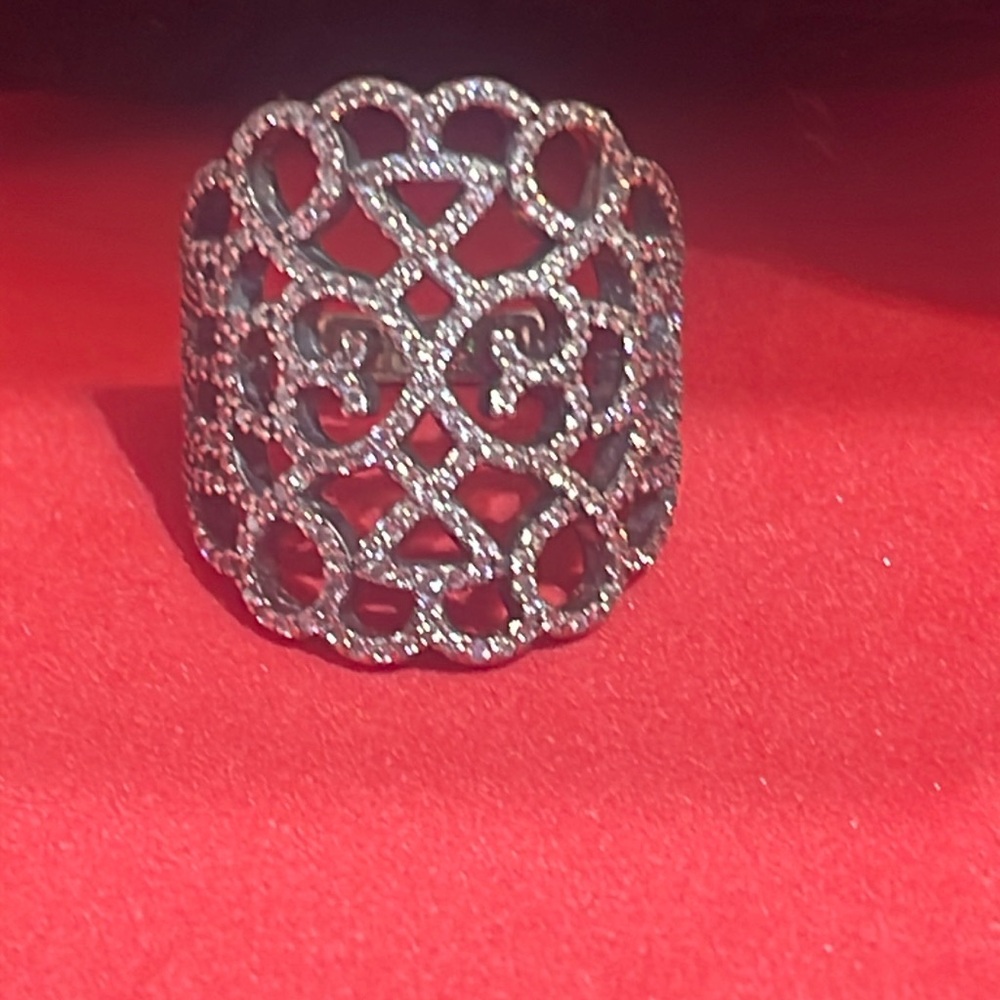 925Sterling Silver Beautiful woman diamond 💎 sparkling ring full with zircon